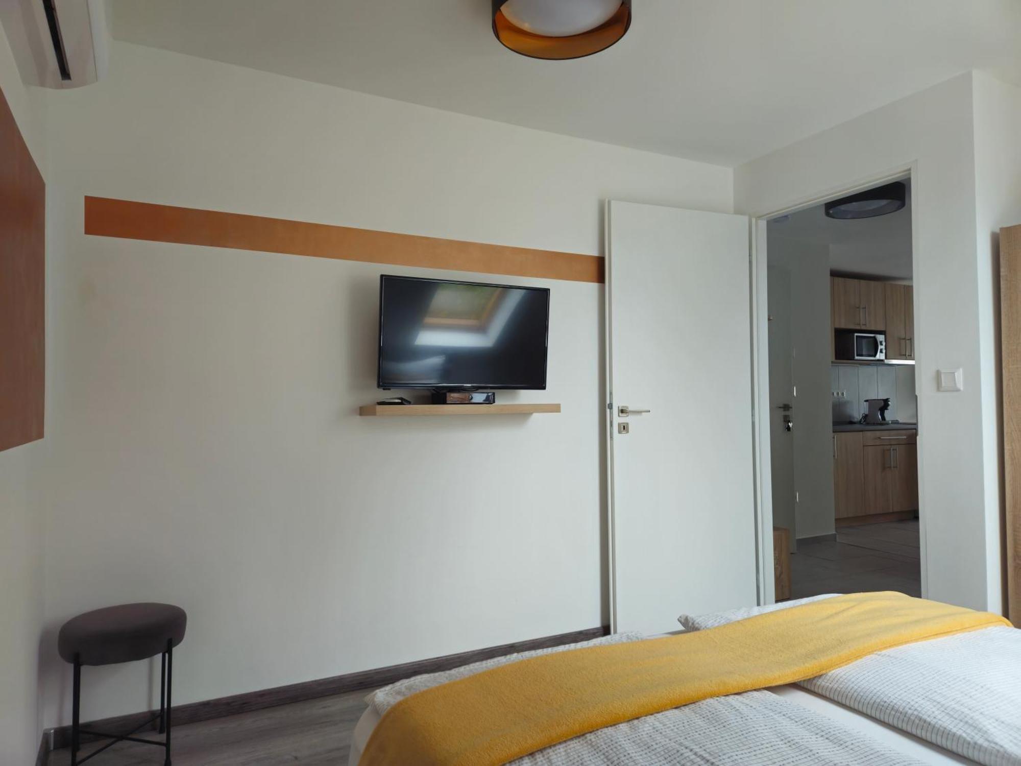 Eva Apartman Heviz Exterior photo